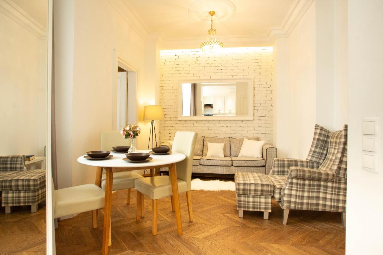 City Center - Golden Apartments - Dobr11A Warsaw Ngoại thất bức ảnh