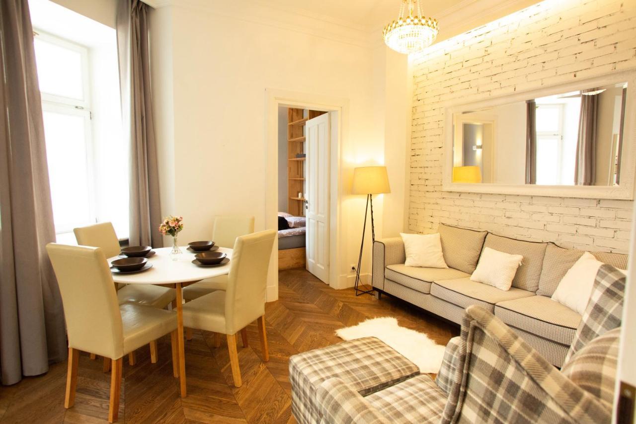 City Center - Golden Apartments - Dobr11A Warsaw Ngoại thất bức ảnh