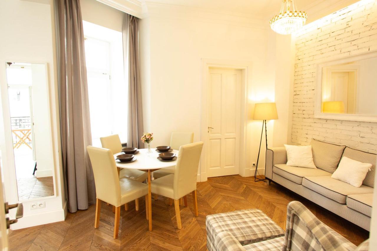 City Center - Golden Apartments - Dobr11A Warsaw Ngoại thất bức ảnh